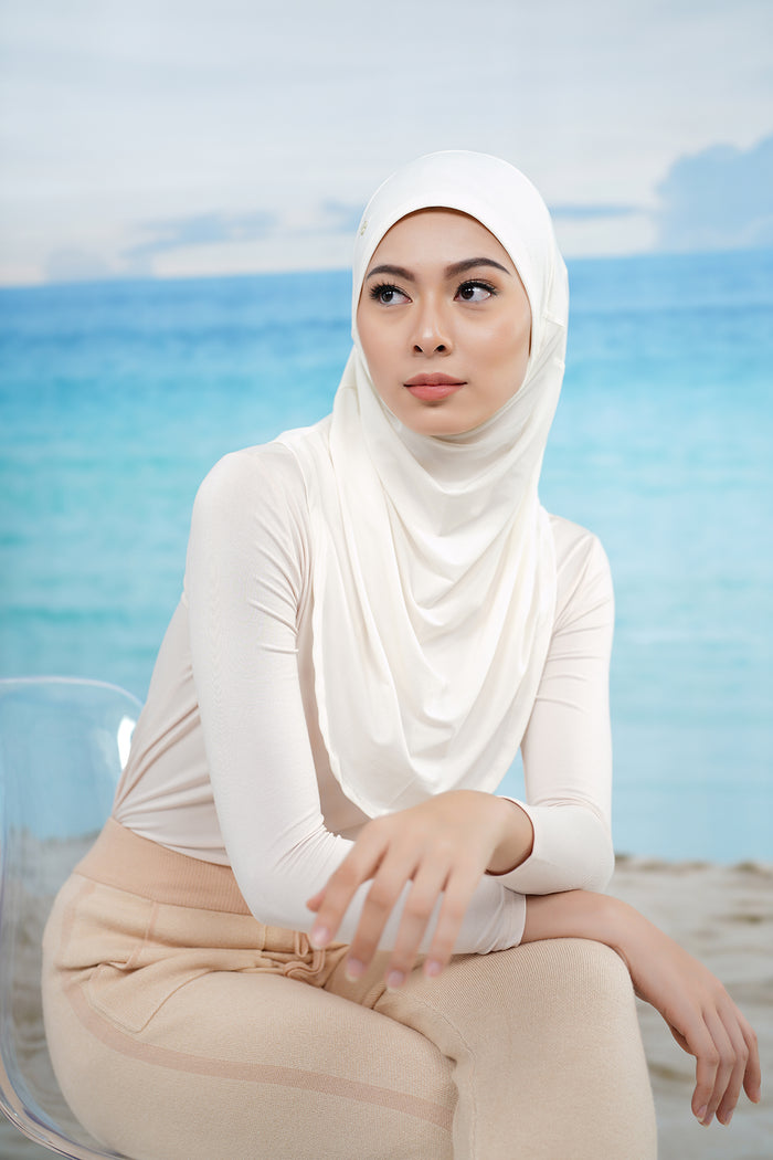 Active Slip-on Short - Ivory