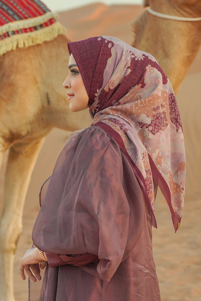 Arabian Night Square - Henna
