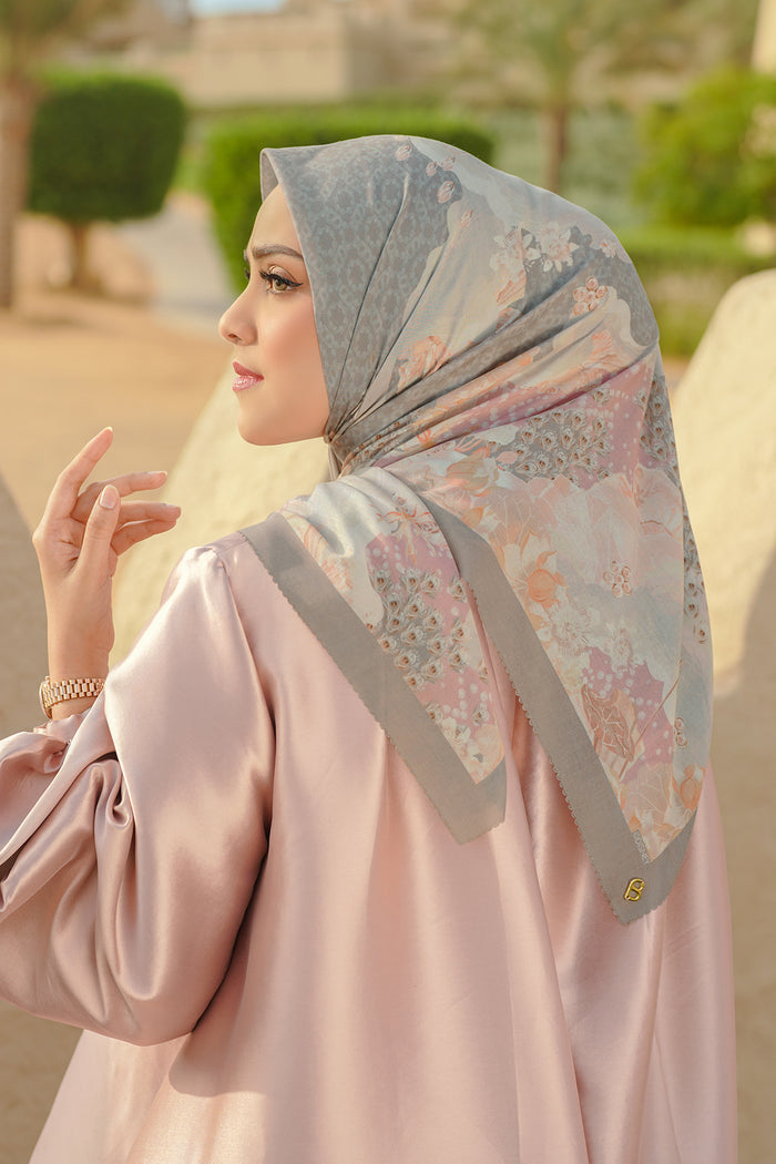 Arabian Night Square - Whirlwind