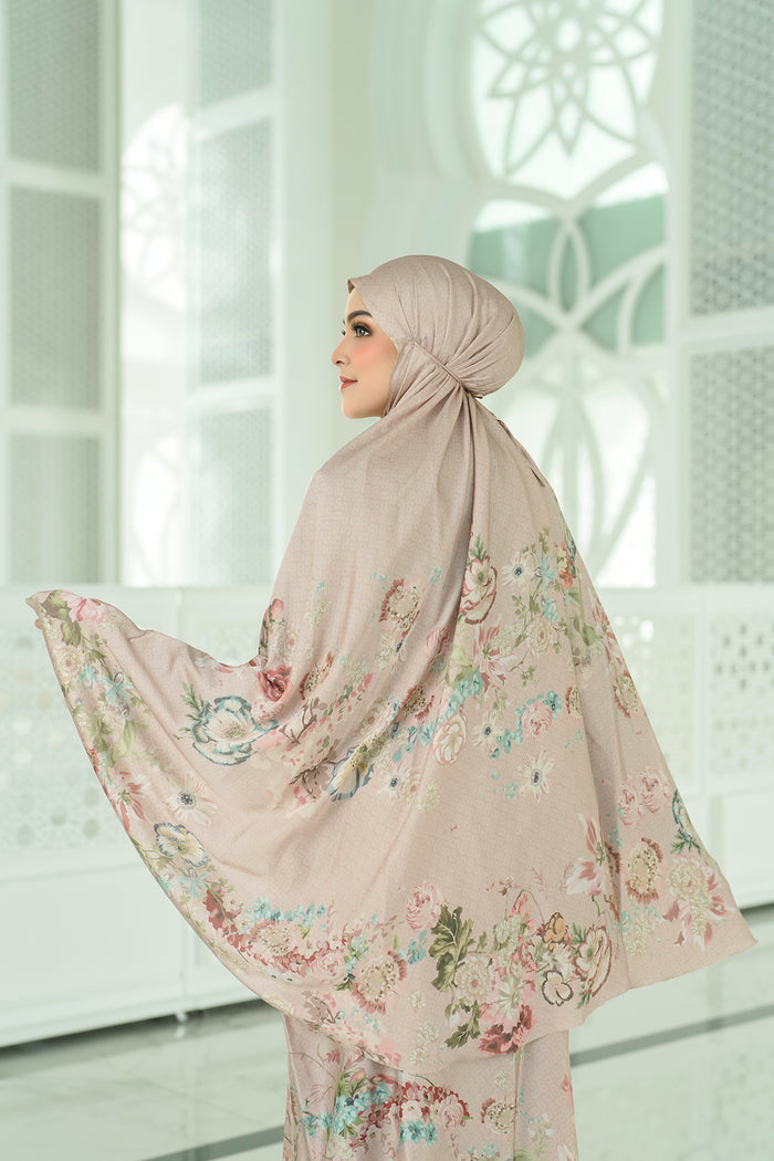 Blume Prayer Robe - Moonlight