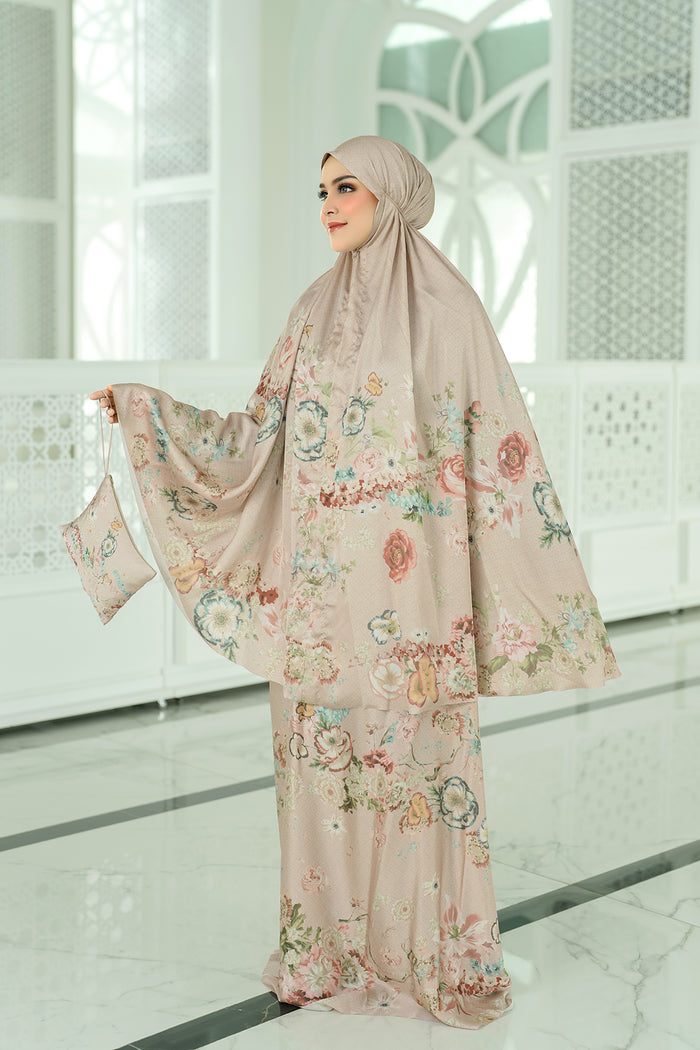 Blume Prayer Robe - Moonlight