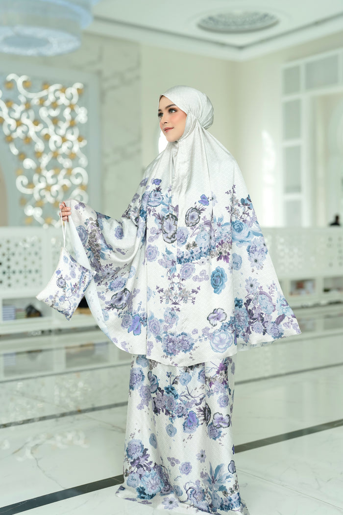 Blume Prayer Robe - Over Cast