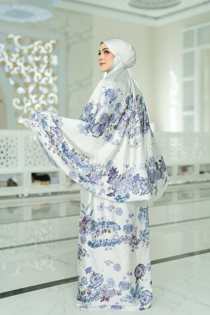 Blume Prayer Robe - Over Cast