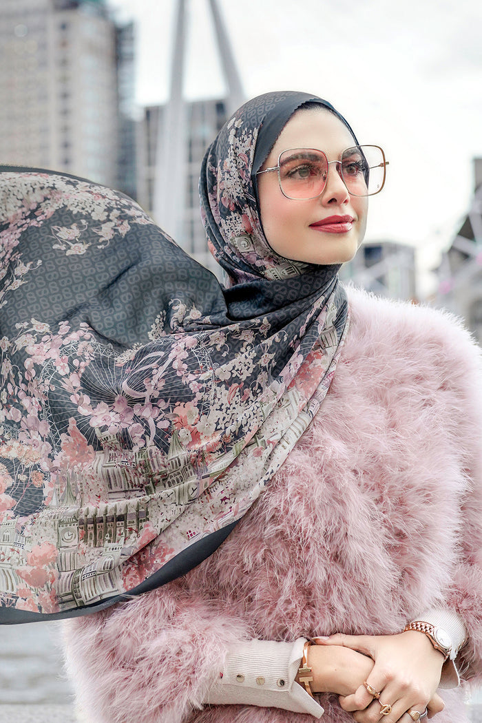 British 2 Satin Shawl - London Eye