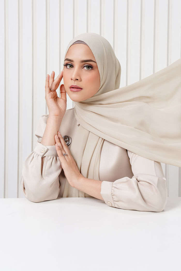 Cassie Shawl - Semolina