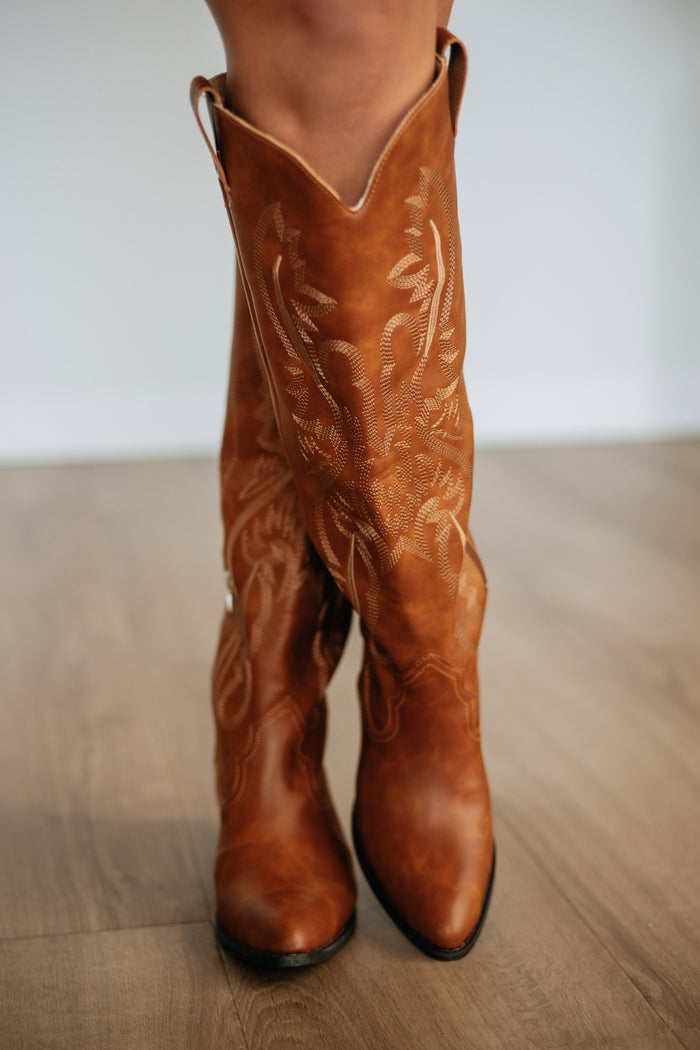 Crowd Favorite Cowgirl Boots