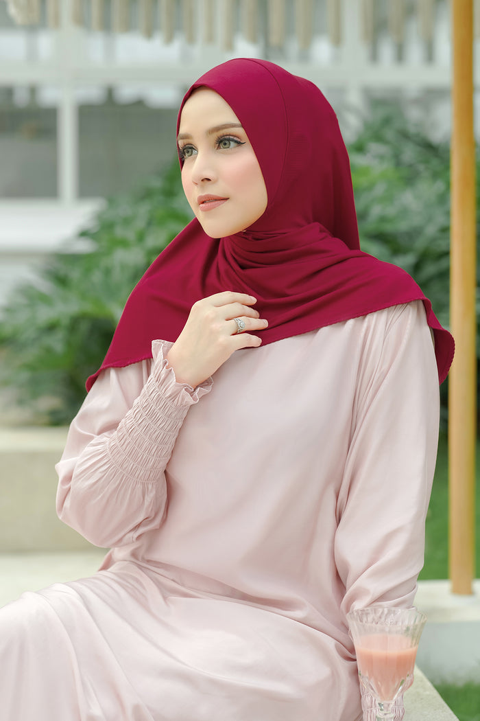 everyday jersey slip-on scarf in cherry by buttonscarves