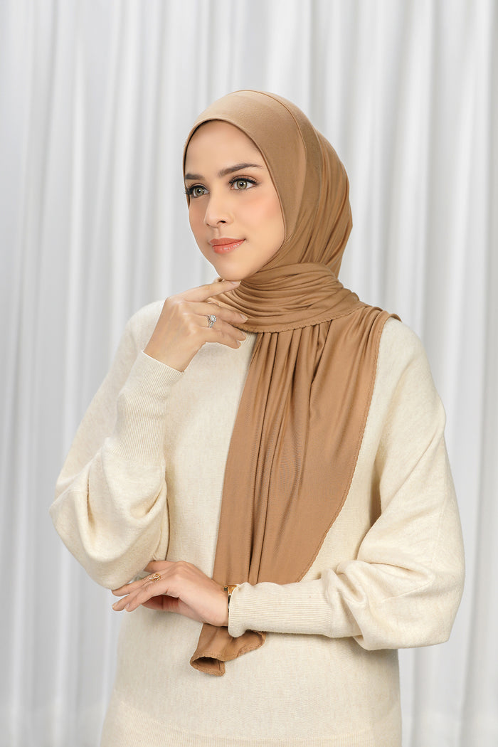 everyday jersey slip-on scarf in mocha by buttonscarves