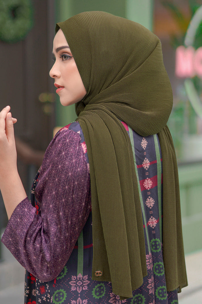 Everyday Pleated Shawl - Olive