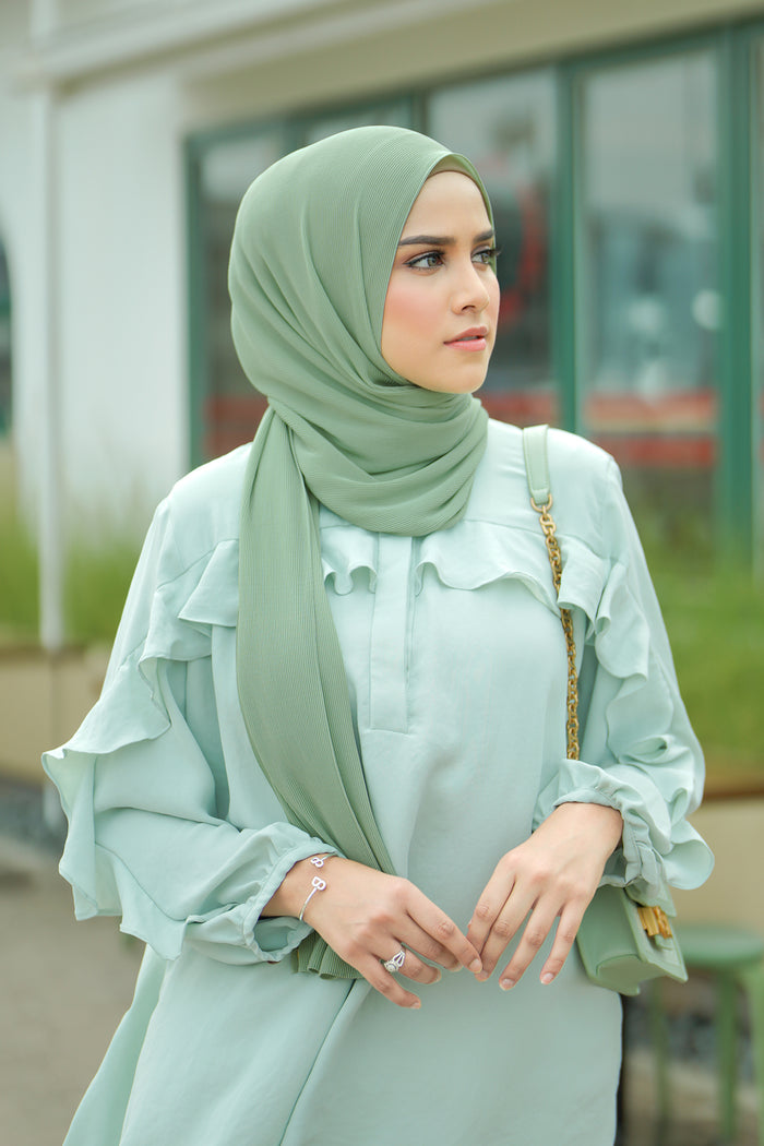 Everyday Pleated Shawl - Quiet Green