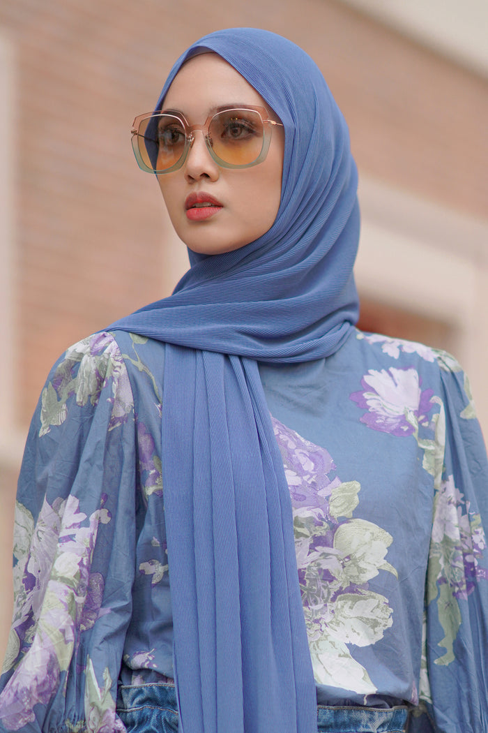 Everyday Pleated Shawl - Riverside