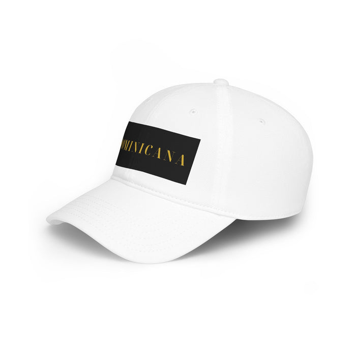Gorra negra con calcomania "Dominicana" en dorado