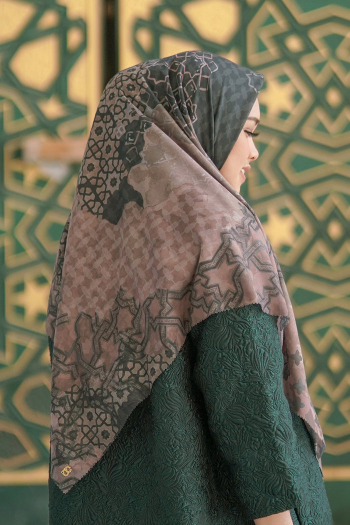 Haramain Series Voal Square XL - Emerald