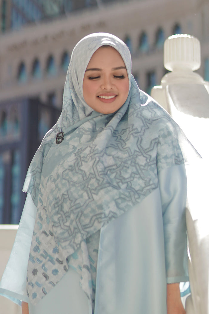 Haramain Series Voal Square XL - Sky