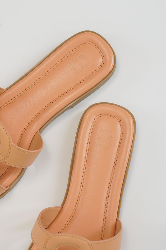 kefi sandal in peach by buttonscarves cushioned insole detail
