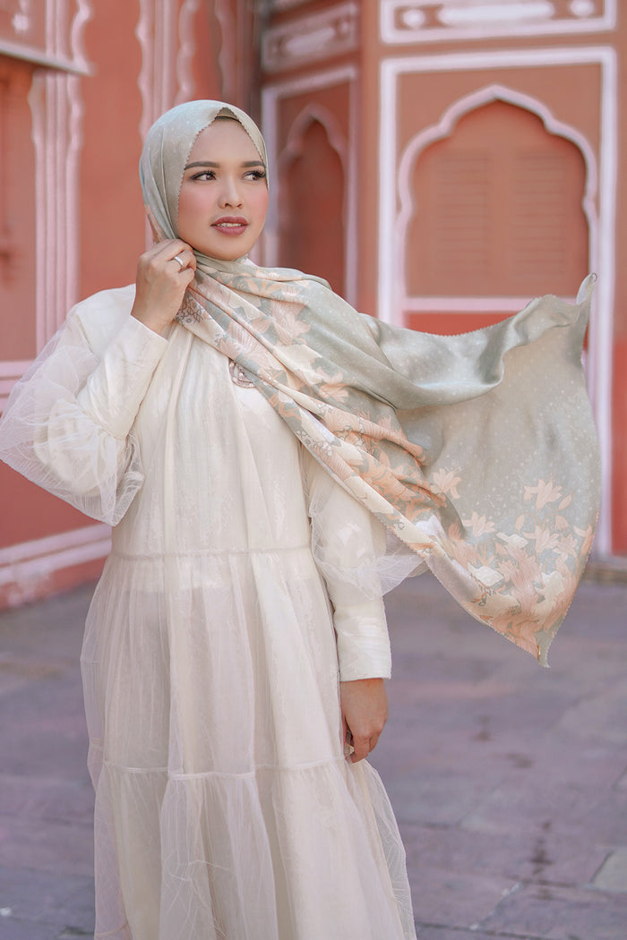 Maharani Satin Shawl - Lime