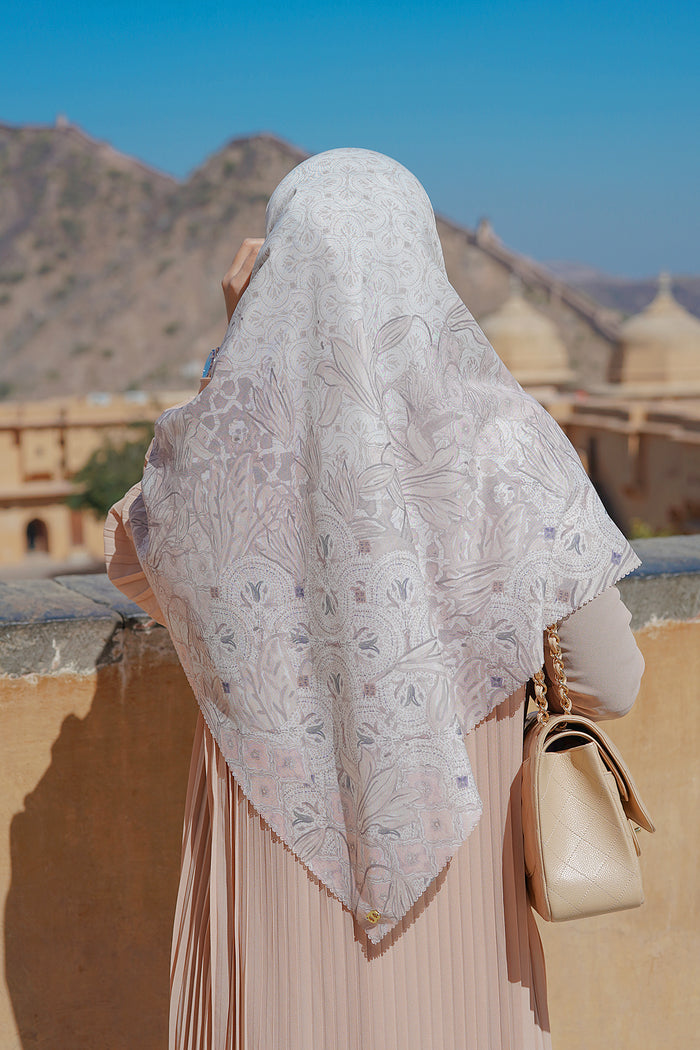 Maharani Voal  Square XL -  Safed