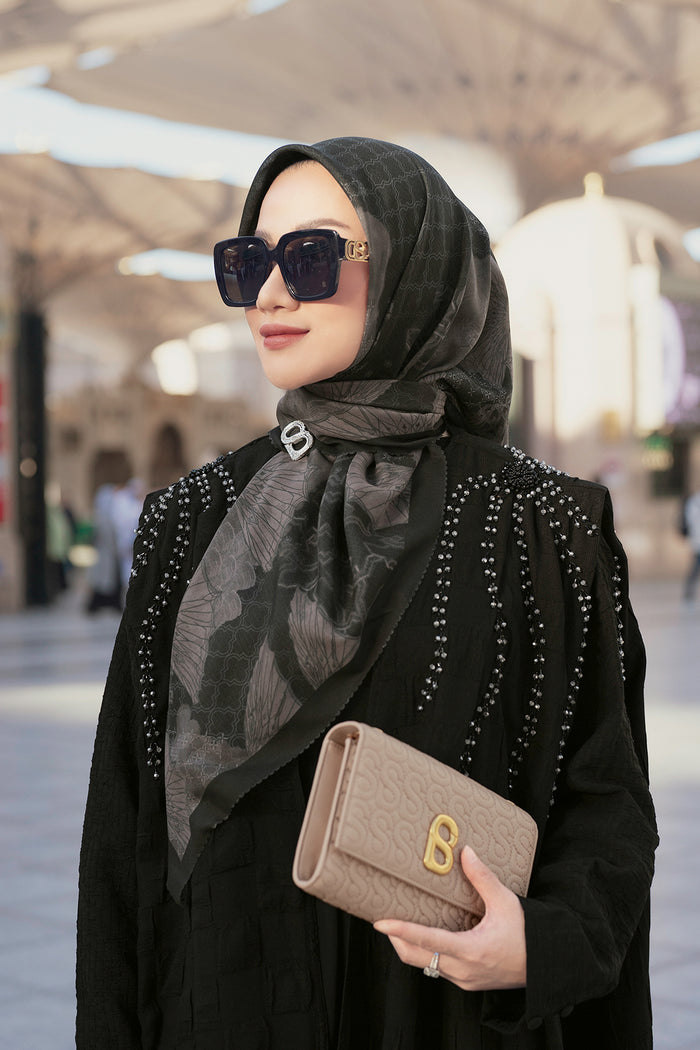 Medina 2 Square - Brave