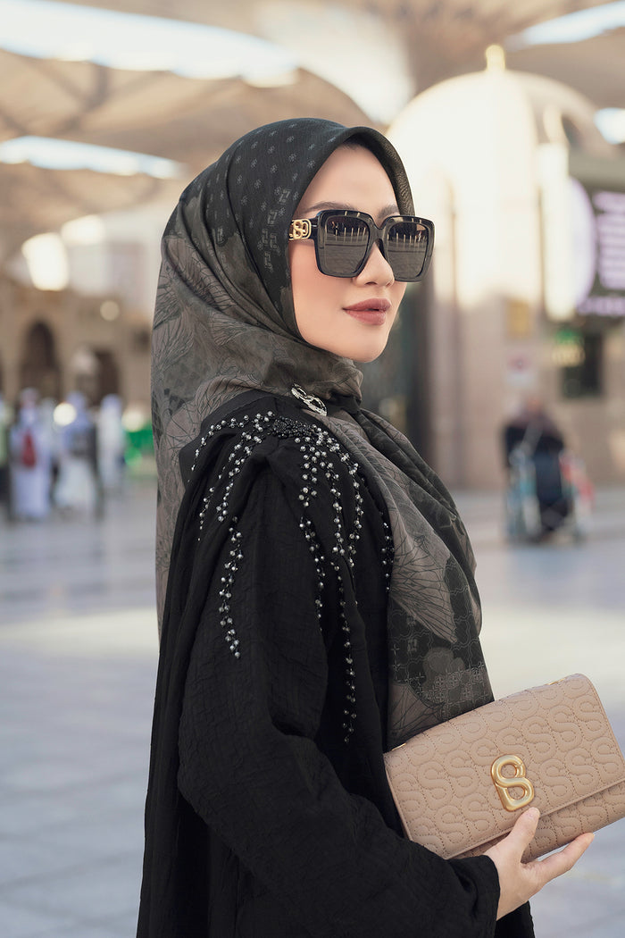 Medina 2 Square - Brave