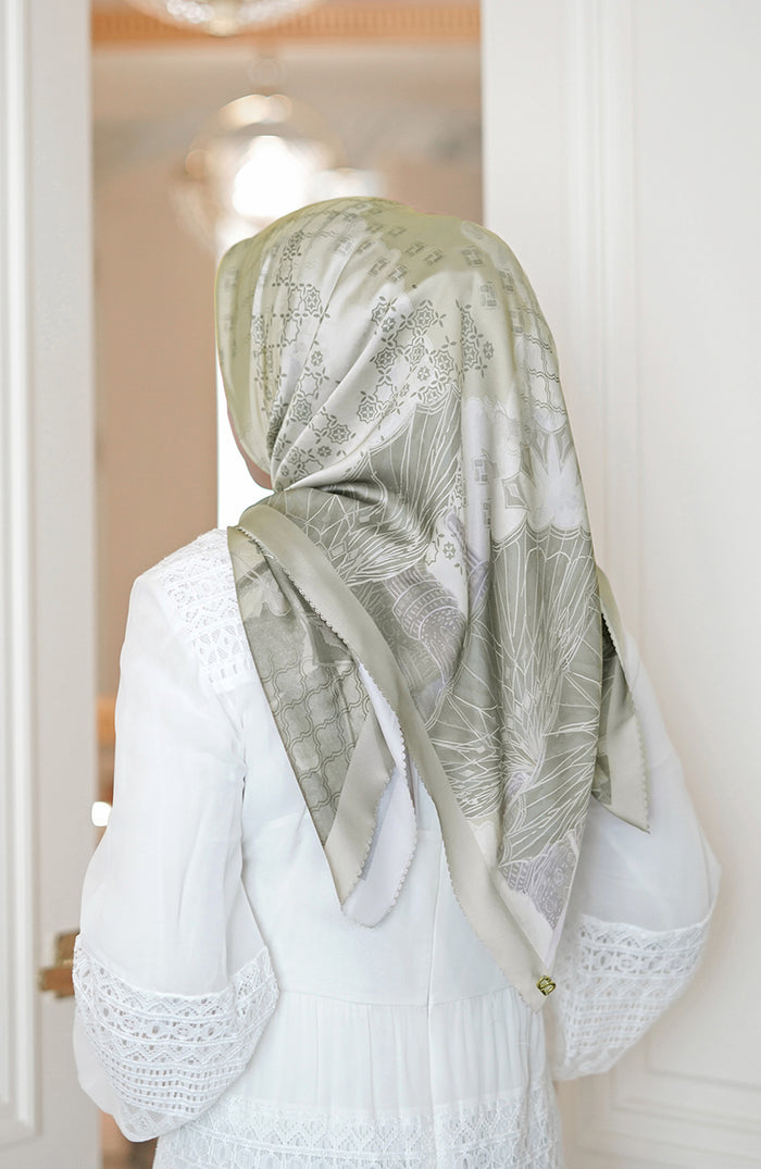 Medina Satin Square - Oyster