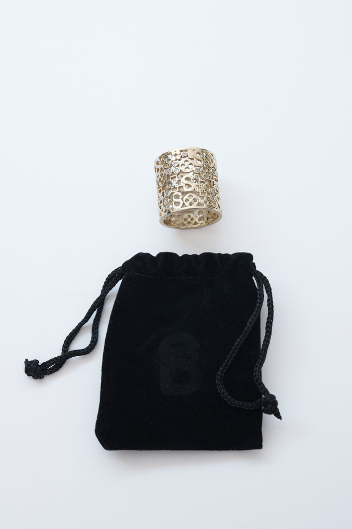 Monogram Carved Ring Brooch - Gold