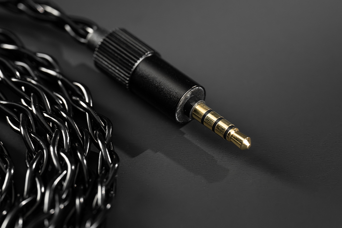 MOONDROP 3.5mm Extension Headphone Upgrade Cable.