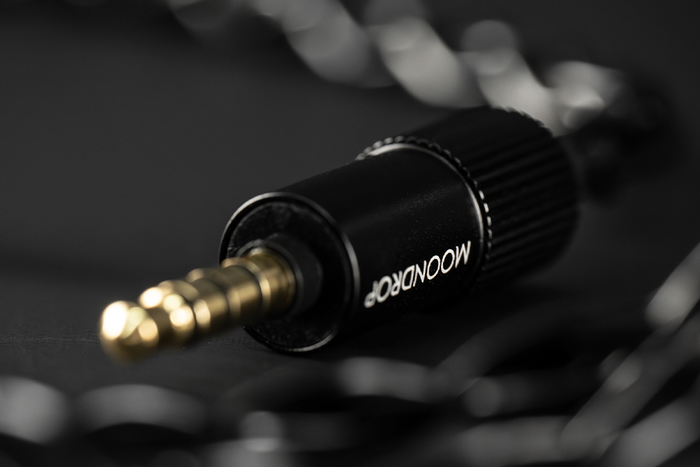 MOONDROP 3.5mm Extension Headphone Upgrade Cable.