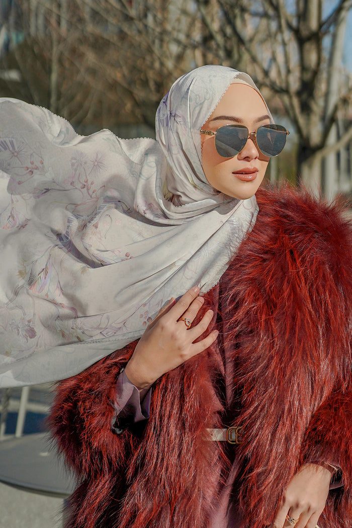 Nada 2 Satin Shawl - Bass