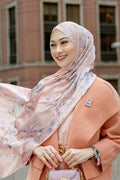 Nada 2 Satin Shawl - Quena