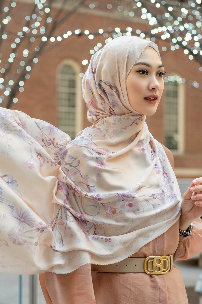 Nada 2 Satin Shawl - Viola