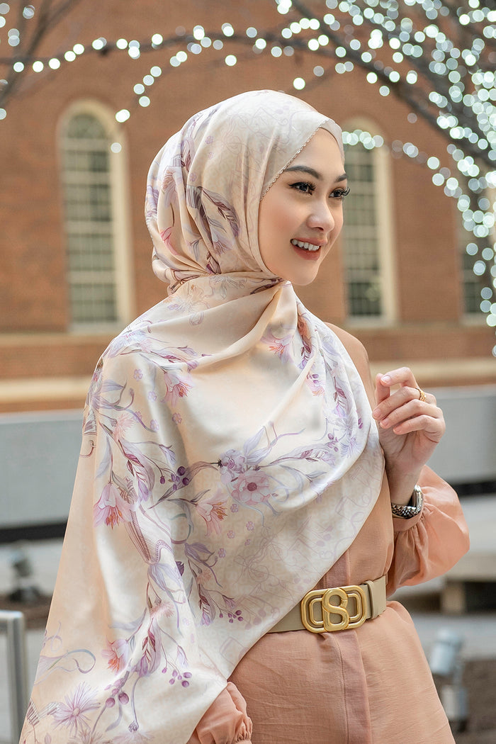 Nada 2 Satin Shawl - Viola