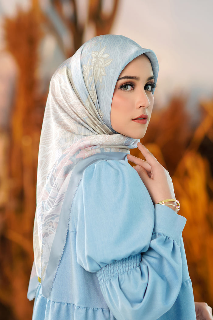 Nusantara Satin Square - Ocean