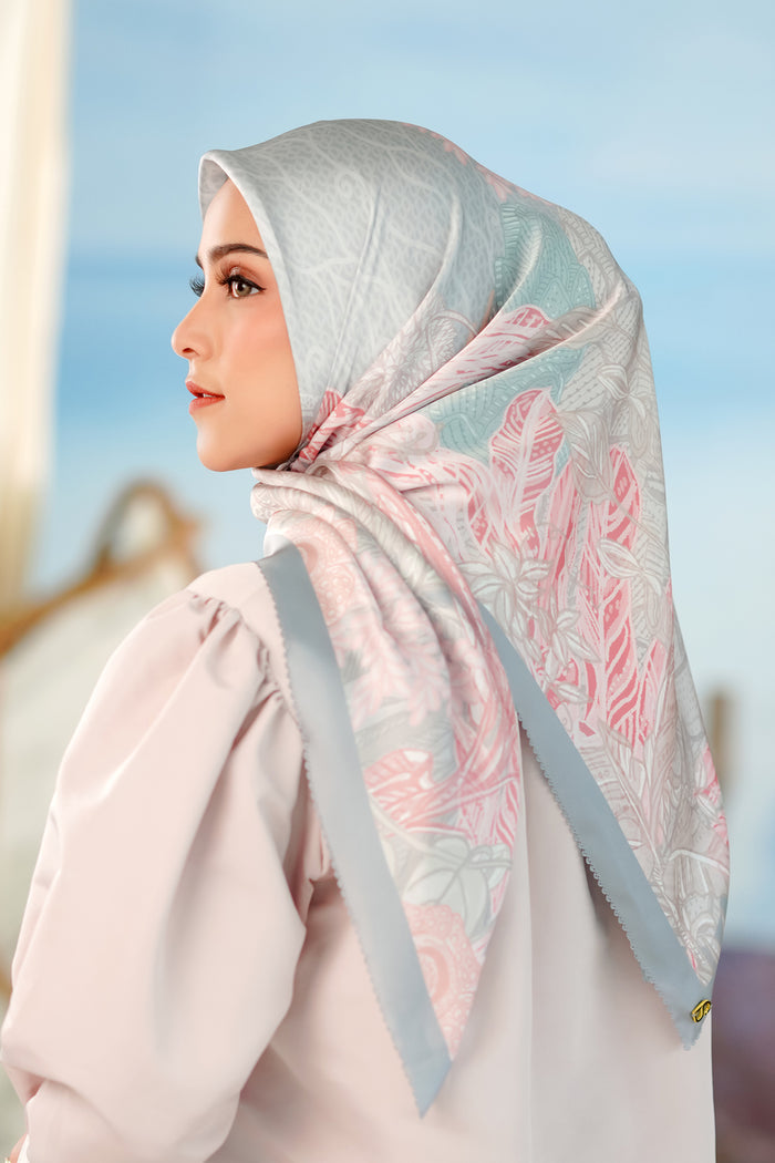 Nusantara Satin Square - Savanna