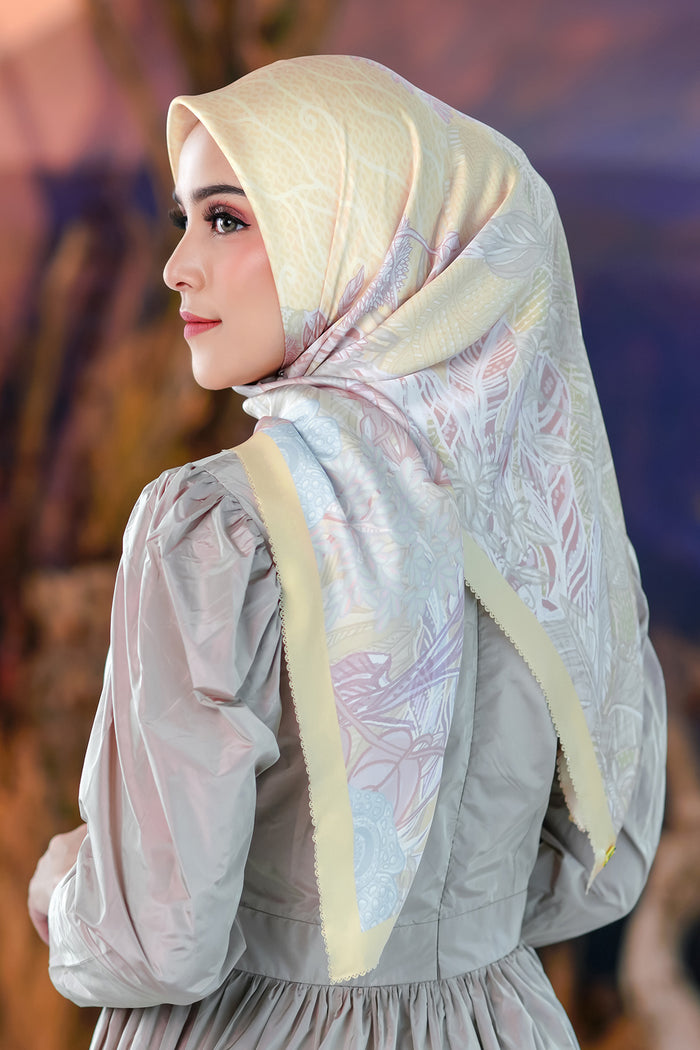 Nusantara Satin Square - Spices