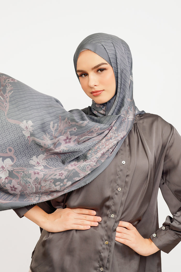 Paradiso Satin Shawl - Wurzel
