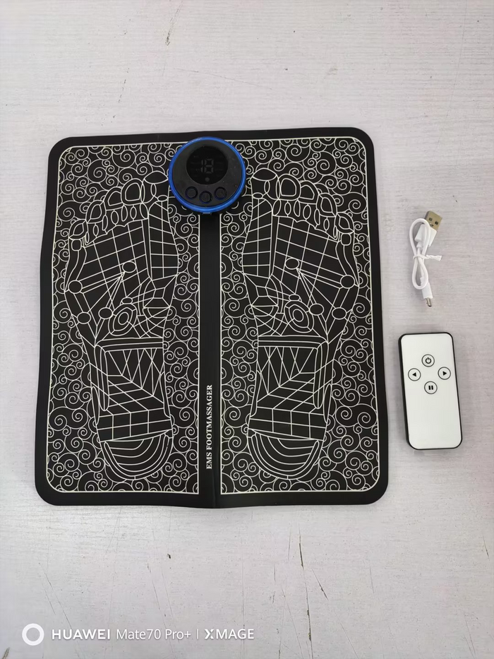 Charging with remote control / USB