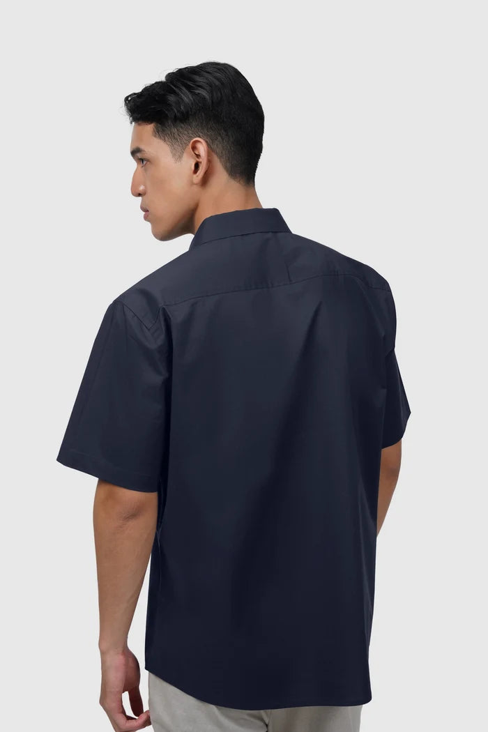 signature men poplin shirt short sleeve in navy by buttonscarves back view