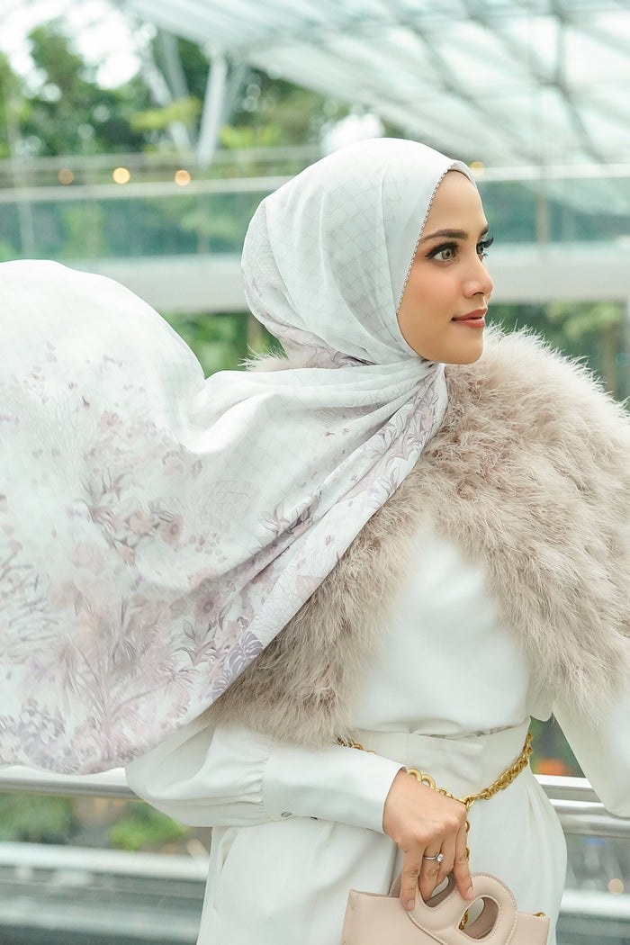 Singapore Satin Shawl - Merlion