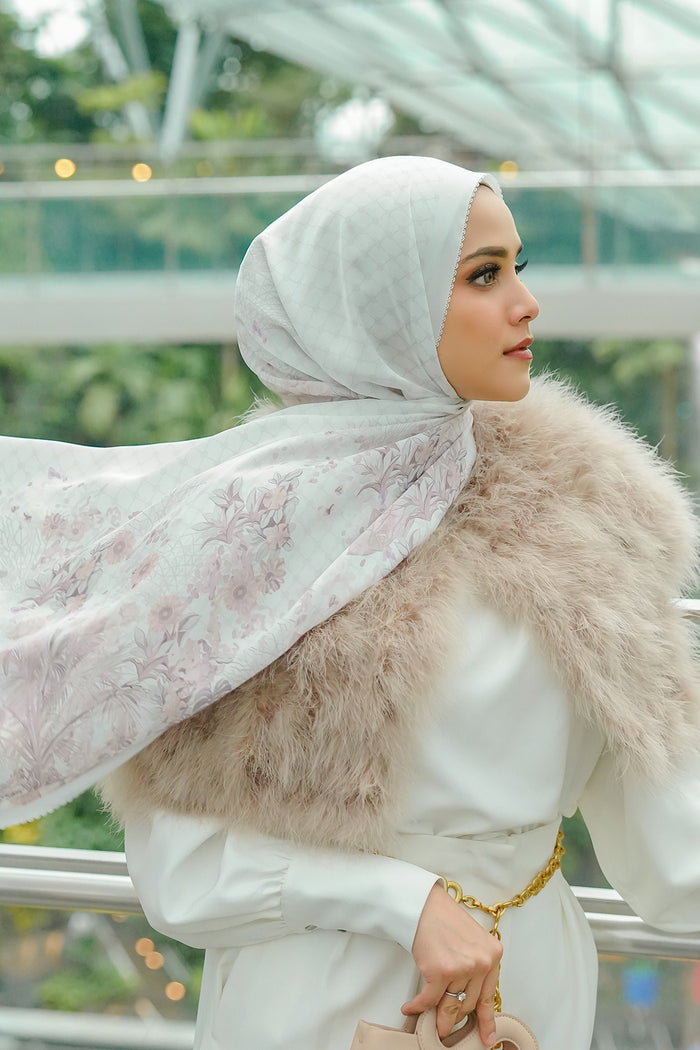 Singapore Satin Shawl - Merlion