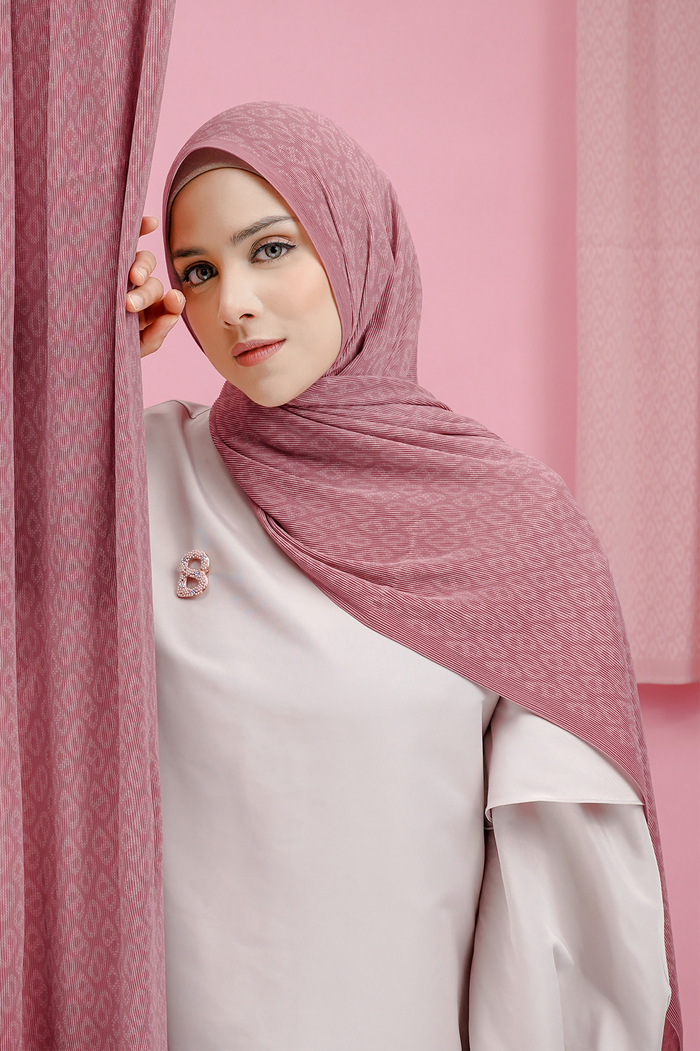 Tapis Pleated Shawl - Ash Rose