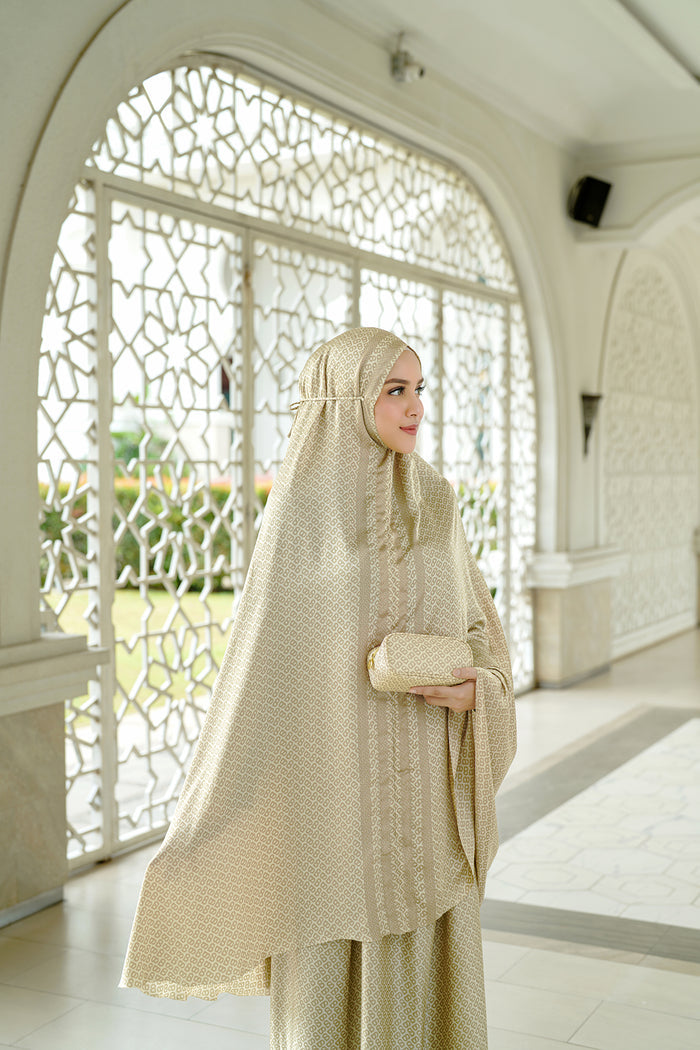 Tapis Prayer Robe - Tan
