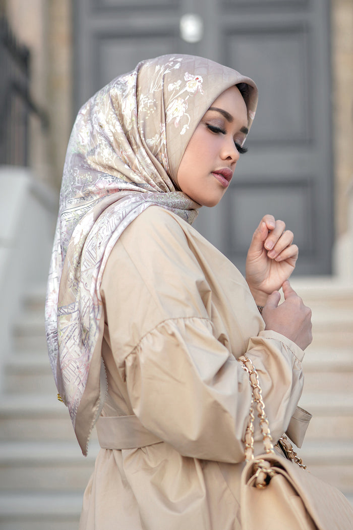 The British Series Satin Square - Khaki