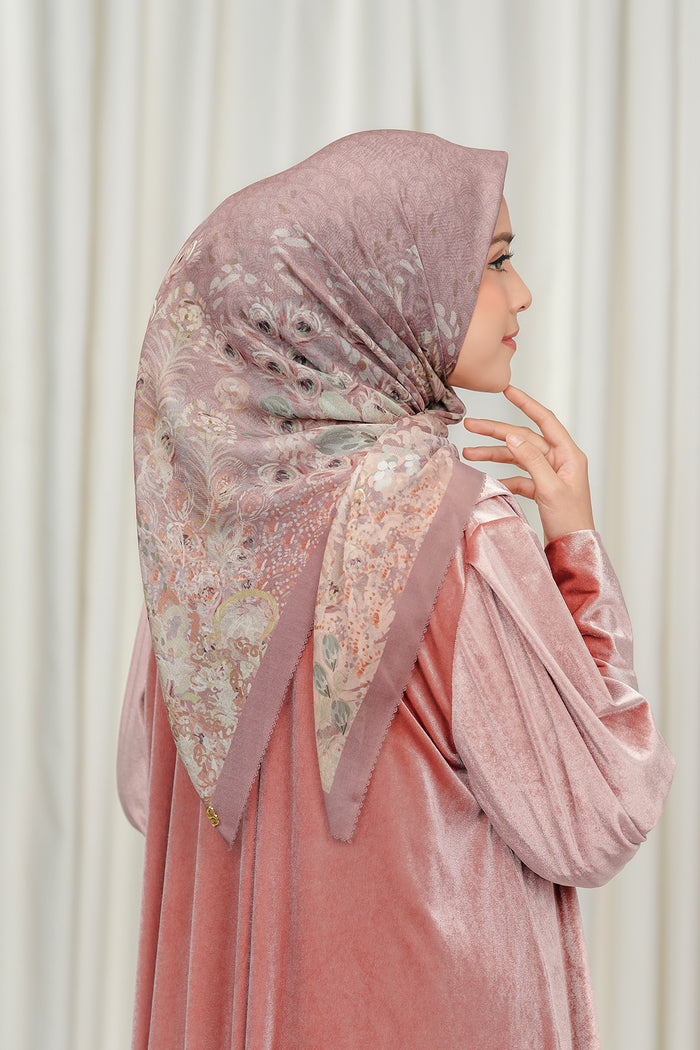 The Ederra 2.0 Square - Old Rose