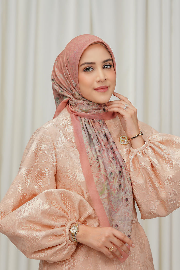 The Ederra 2.0 Square - Rose Jaipur