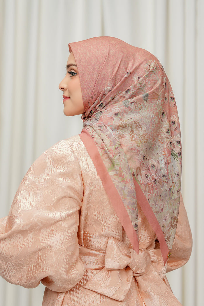 The Ederra 2.0 Square - Rose Jaipur