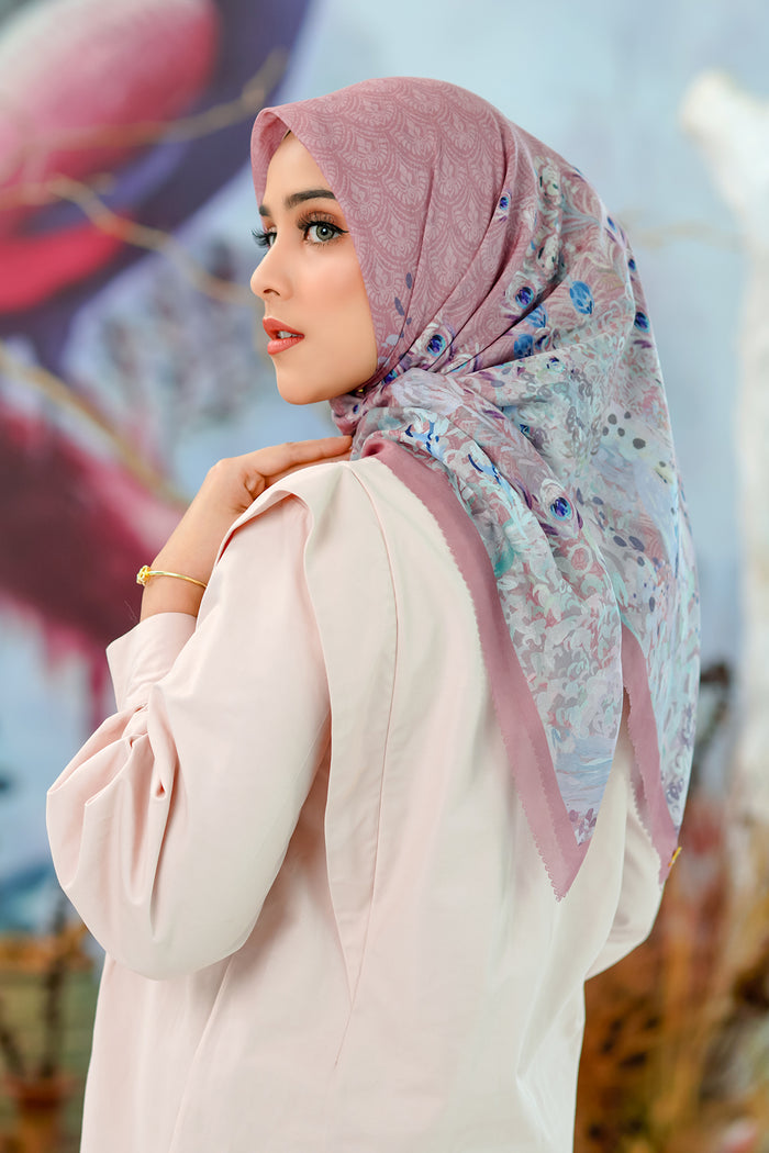 The Ederra Voal Square - Dusty Rose