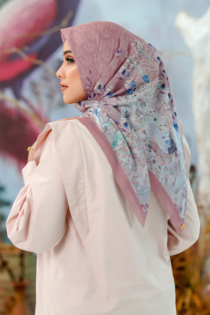 The Ederra Voal Square - Dusty Rose