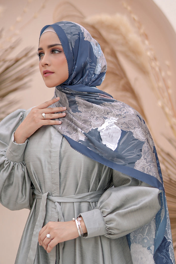 The Farsha Satin Shawl - Navy