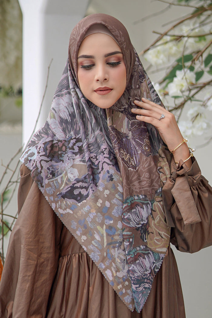 The Farsha Voal Square XL - Rustic Brown