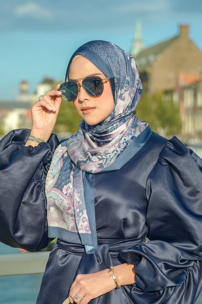 The Journey Satin Shawl - Hongkong